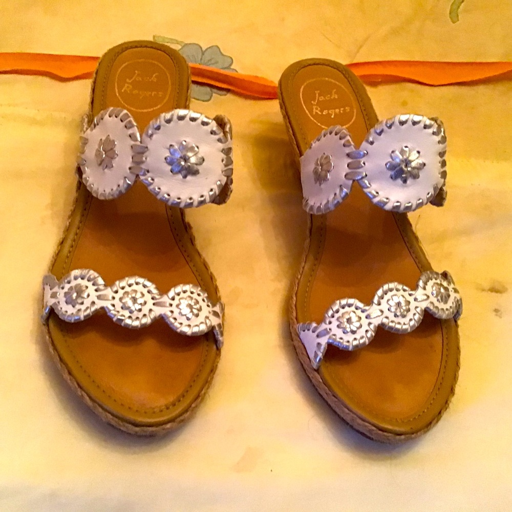 Jack Rogers sandals barely worn excellent shape